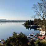 Reilstad lun havn speilblankt hav båtliv sommer gjestebrygge Finnøy Ryfylke båtliv